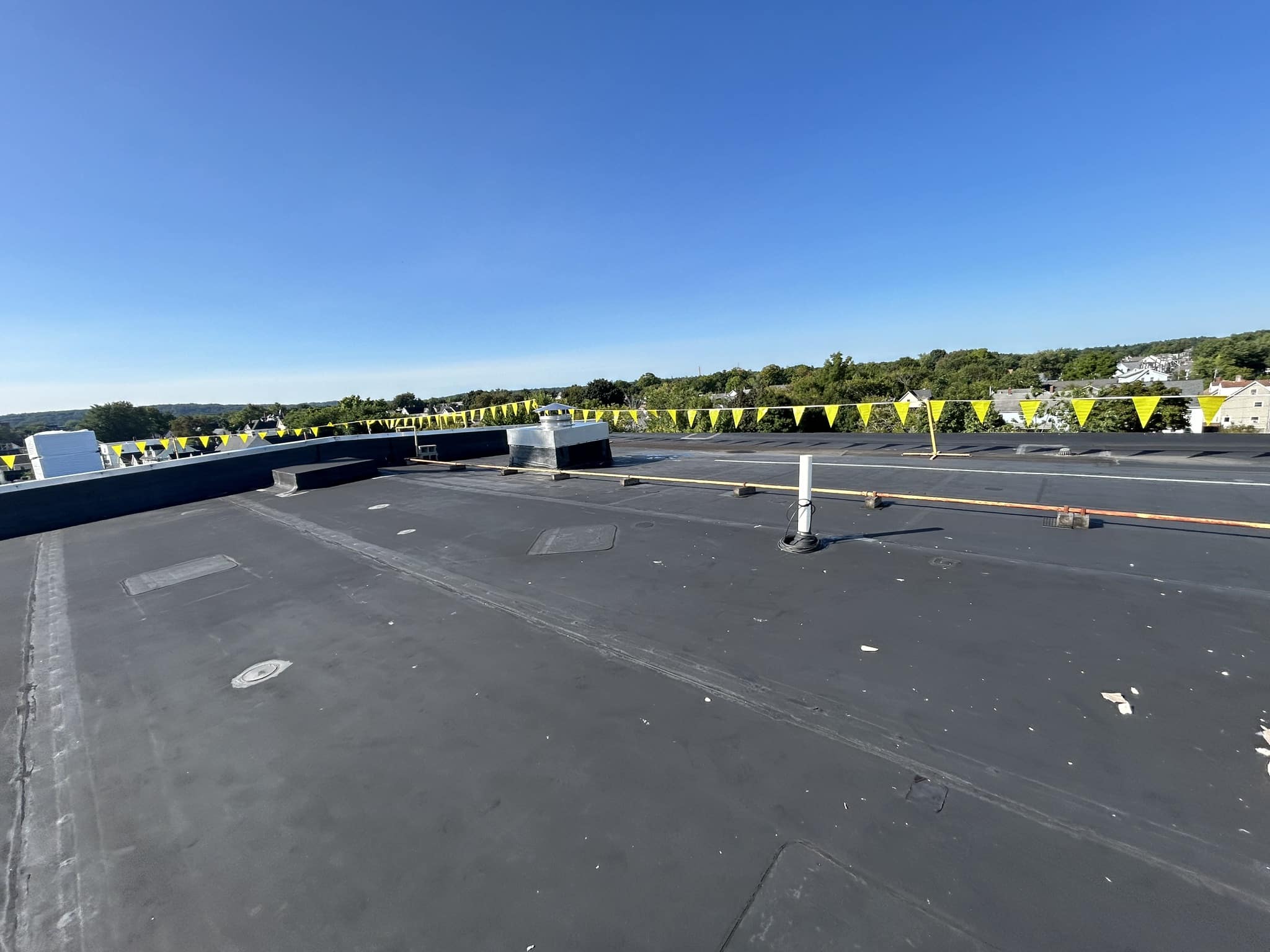 Commercial Roofing, Pawcatuck Roofing Co, Nashua NH, best roofing companies, commercial roofing company, roof company near me, EPDM roofing, EPDM membrane installation (2)