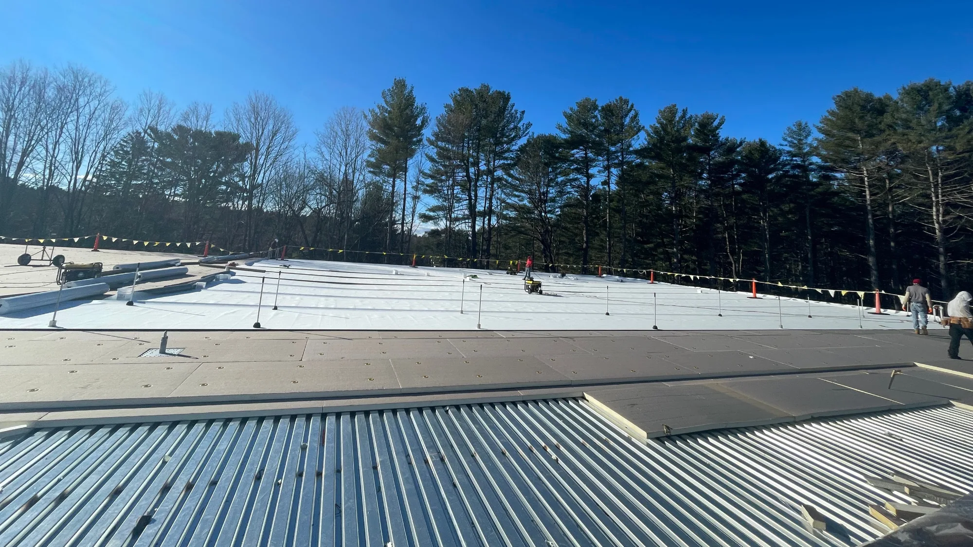 Pawcatuck commercial re-roofing services near me guide